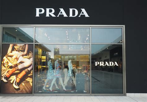 prada outlet in italy